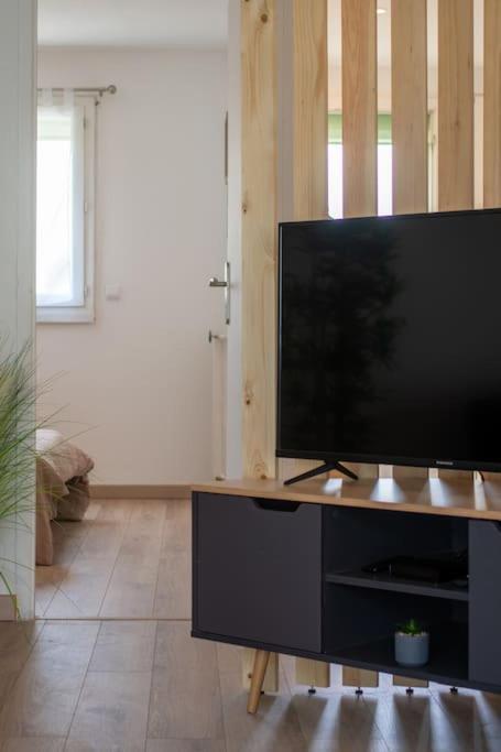 Fully Equipped Apartment With Parking 6 Beds Marsella Exterior foto